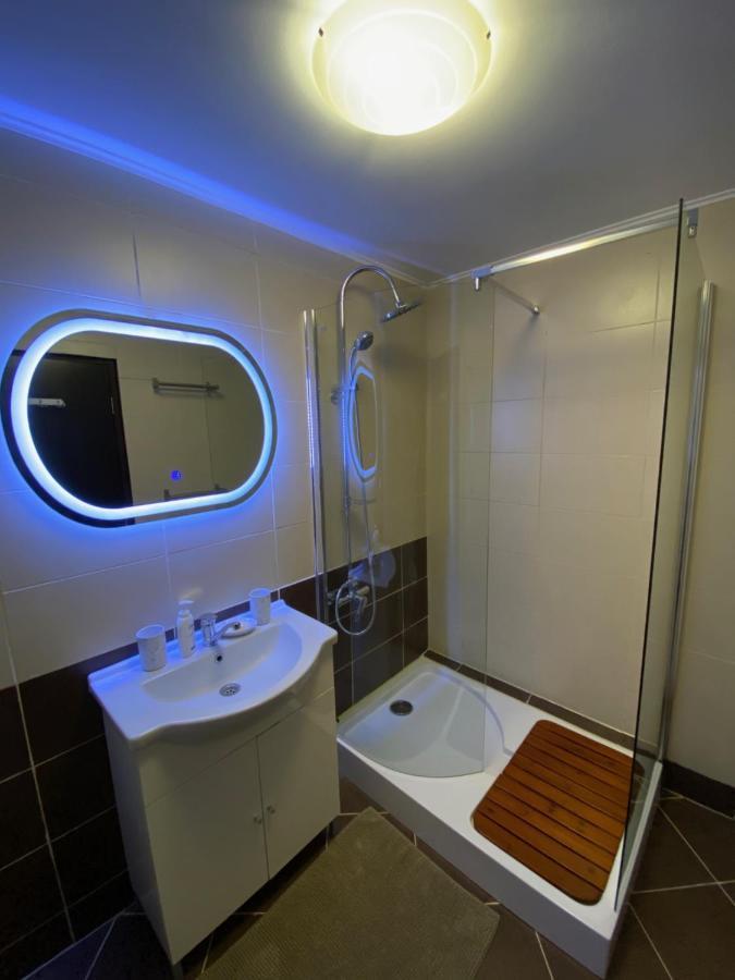 Apartament Ioana'S Apartament Sinaia Zewnętrze zdjęcie